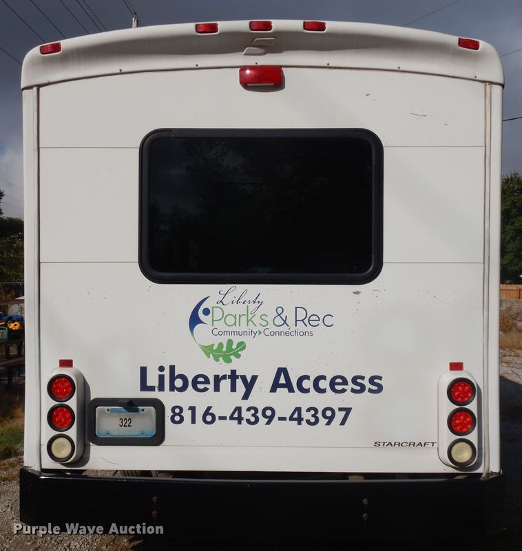 image for item IK9522 2010 Ford Econoline E450  shuttle bus