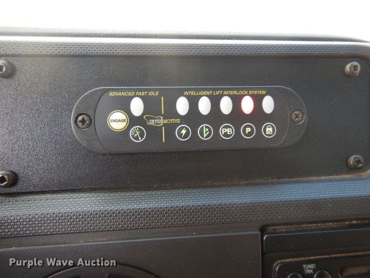 image for item IK9522 2010 Ford Econoline E450  shuttle bus