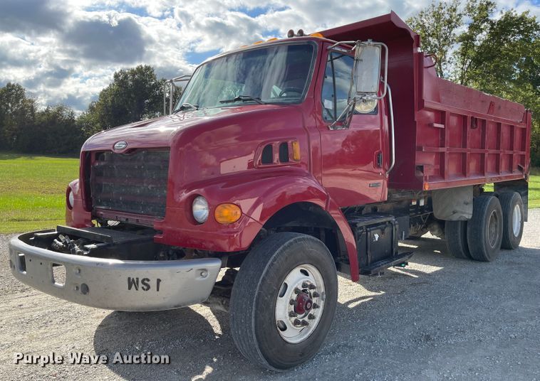 image for item IK9549 2004 Sterling LT7500  dump truck
