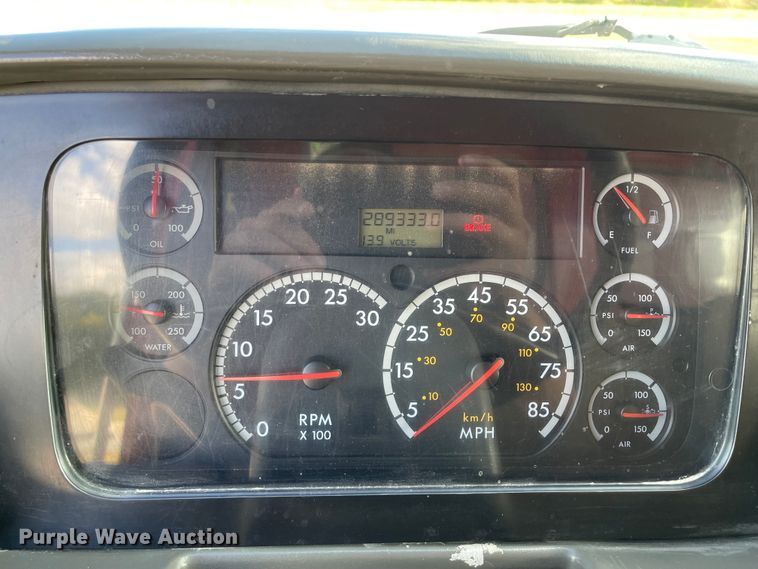 image for item IK9549 2004 Sterling LT7500  dump truck