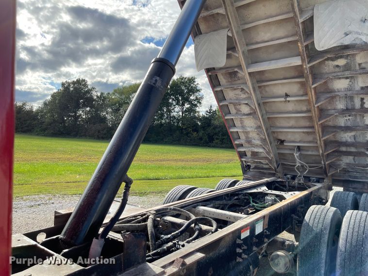 image for item IK9549 2004 Sterling LT7500  dump truck