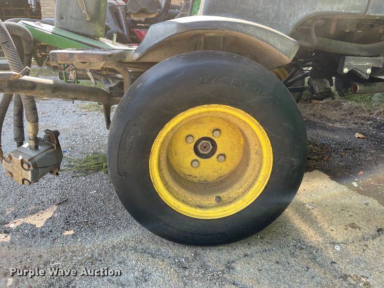 image for item IK9567 John Deere 2500A  garden tractor