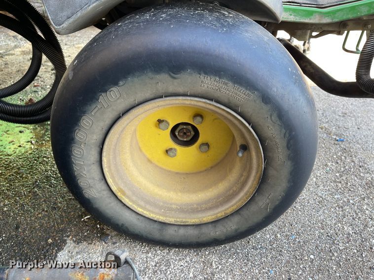 image for item IK9567 John Deere 2500A  garden tractor