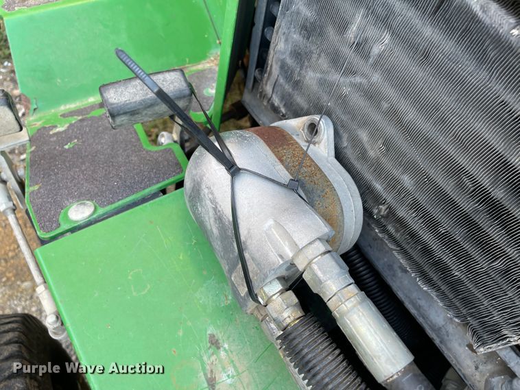 image for item IK9568 John Deere 2653A  garden tractor