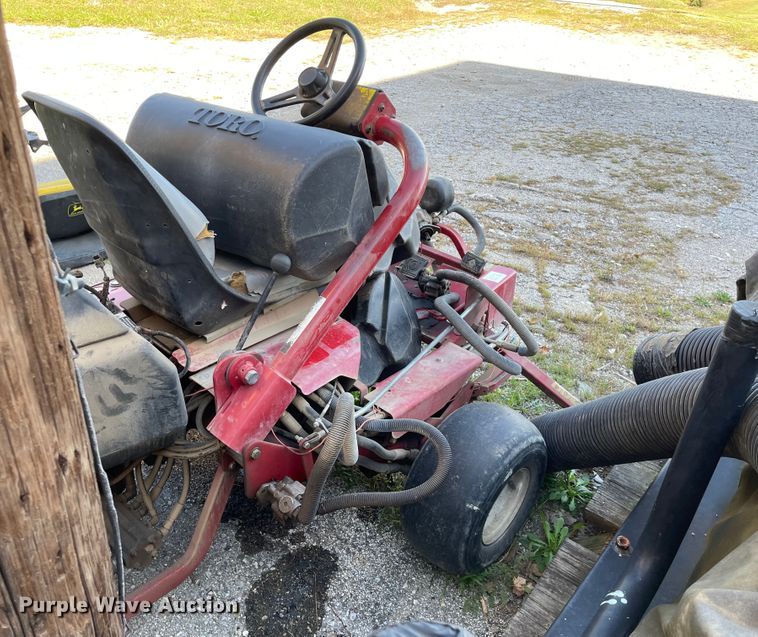 image for item IK9569 Toro  garden tractor