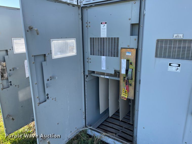 image for item IK9571 Eaton Cutler Hammer  switchgear assembly