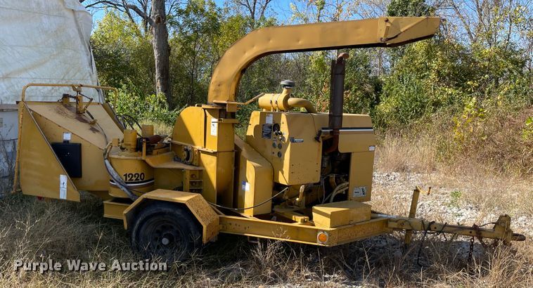 image for item IK9573 Vermeer 1220  wood chipper