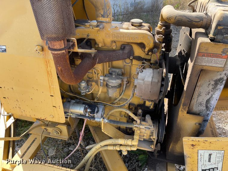 image for item IK9573 Vermeer 1220  wood chipper