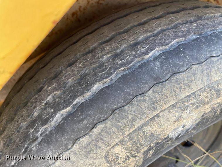 image for item IK9573 Vermeer 1220  wood chipper