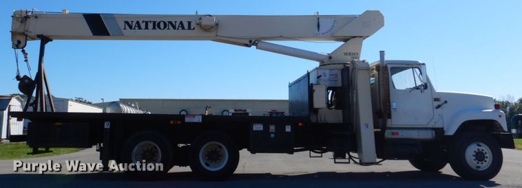 image for item IM9500 1992 International 2554  crane truck