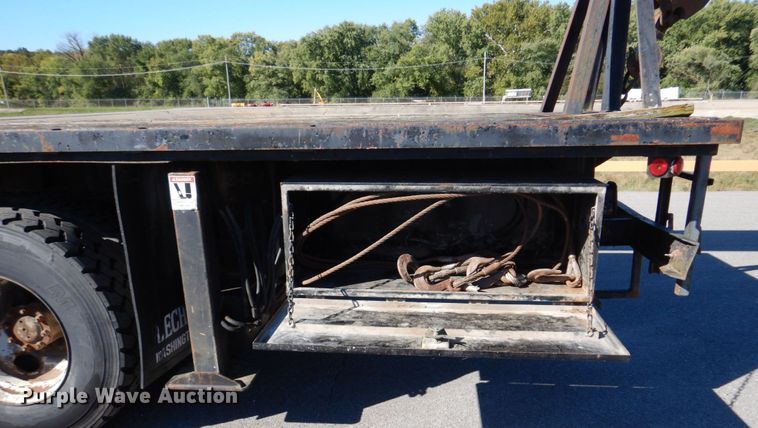 image for item IM9500 1992 International 2554  crane truck