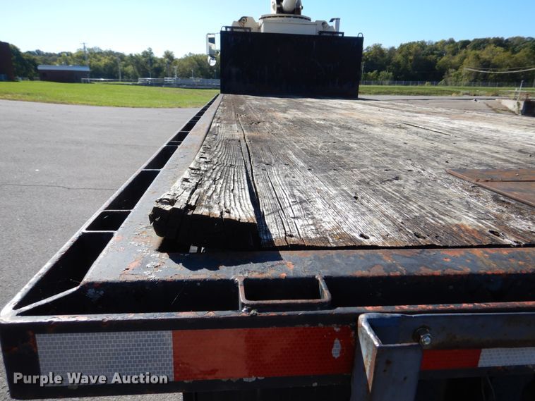 image for item IM9500 1992 International 2554  crane truck