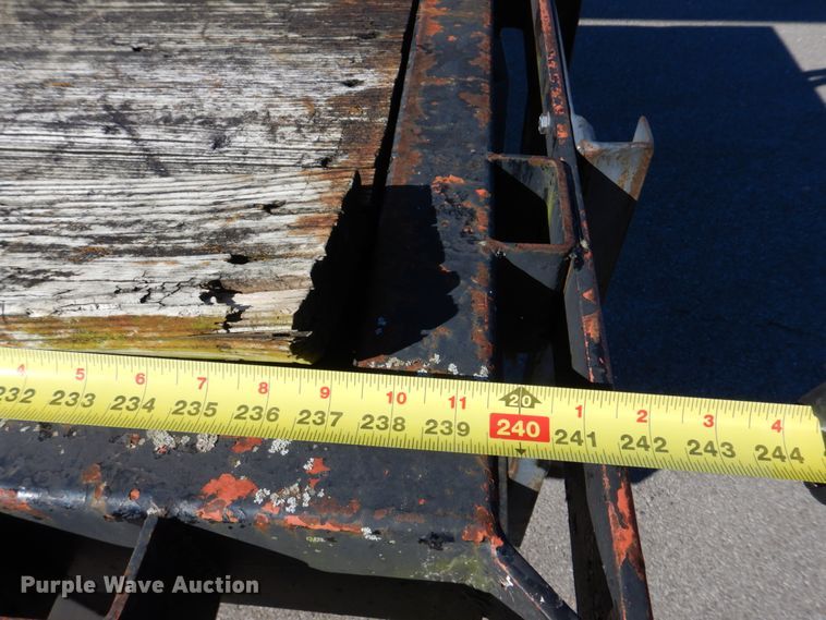 image for item IM9500 1992 International 2554  crane truck