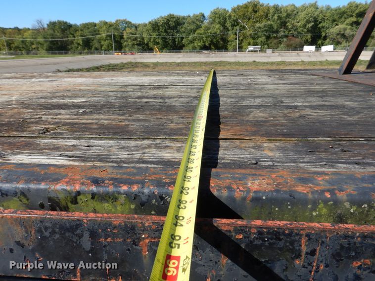 image for item IM9500 1992 International 2554  crane truck