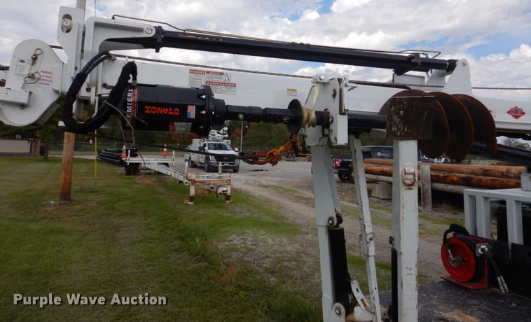 image for item IM9515 2011 SDP EZ Hauler 5500  mini digger derrick