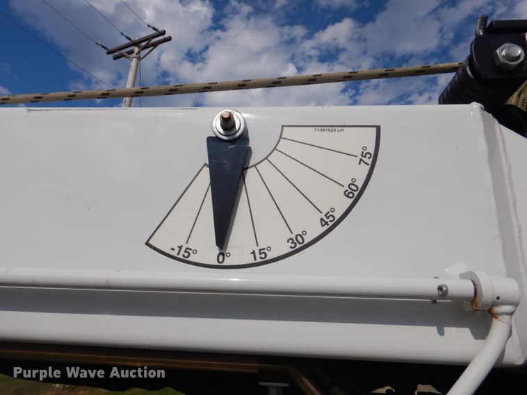 image for item IM9515 2011 SDP EZ Hauler 5500  mini digger derrick