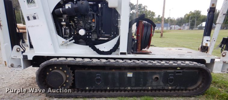 image for item IM9515 2011 SDP EZ Hauler 5500  mini digger derrick