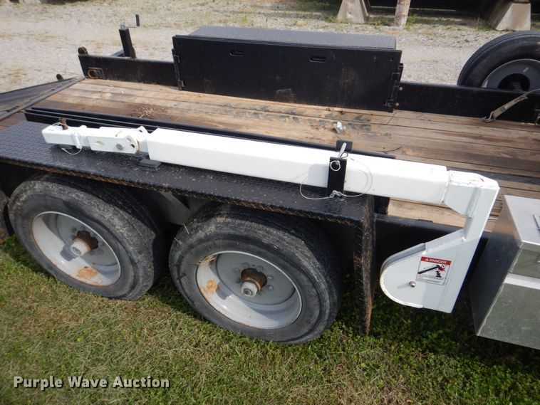 image for item IM9515 2011 SDP EZ Hauler 5500  mini digger derrick