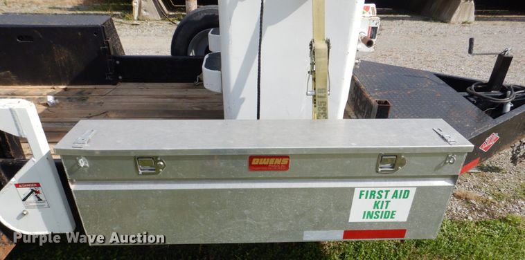 image for item IM9515 2011 SDP EZ Hauler 5500  mini digger derrick