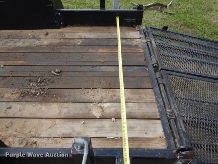 image for item IM9515 2011 SDP EZ Hauler 5500  mini digger derrick