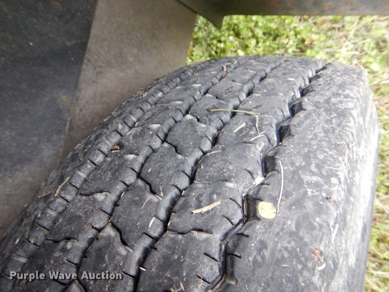 image for item IM9515 2011 SDP EZ Hauler 5500  mini digger derrick