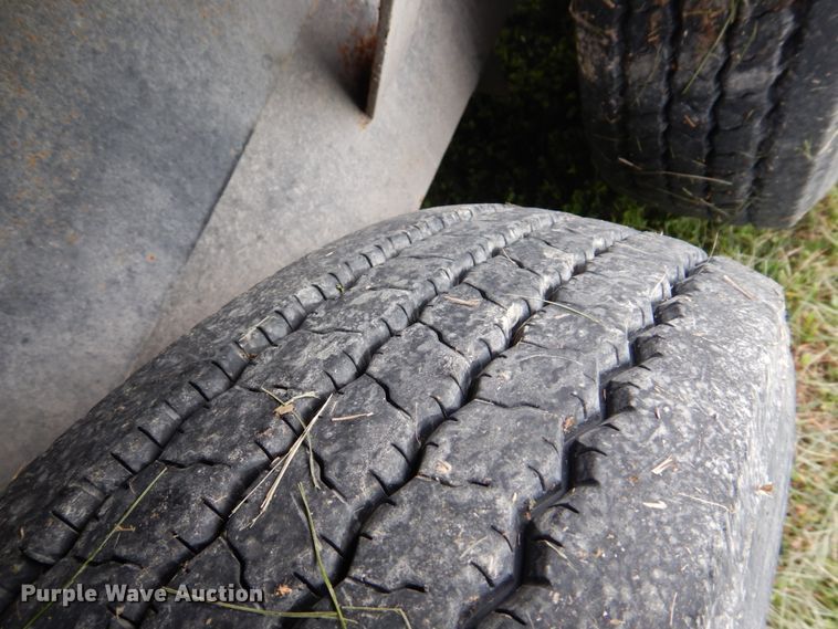 image for item IM9515 2011 SDP EZ Hauler 5500  mini digger derrick