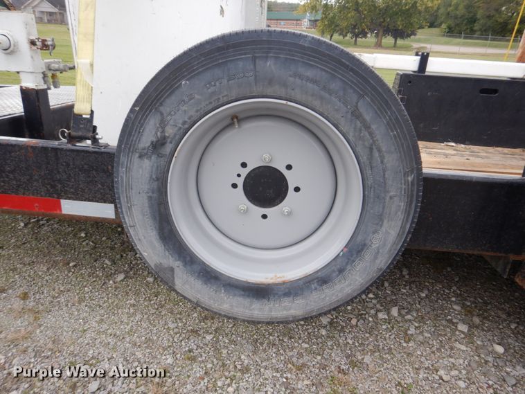 image for item IM9515 2011 SDP EZ Hauler 5500  mini digger derrick