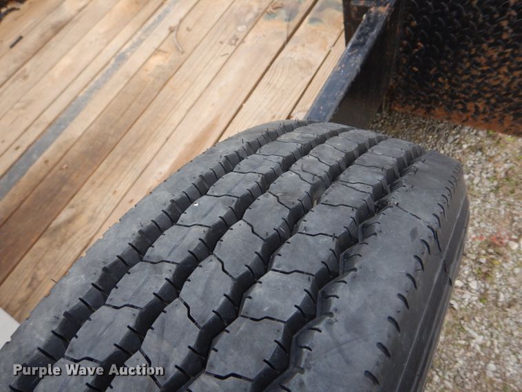 image for item IM9515 2011 SDP EZ Hauler 5500  mini digger derrick