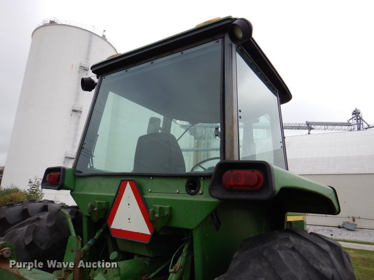 image for item IN9887 1976 John Deere 4630  tractor