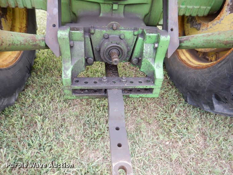 image for item IN9887 1976 John Deere 4630  tractor