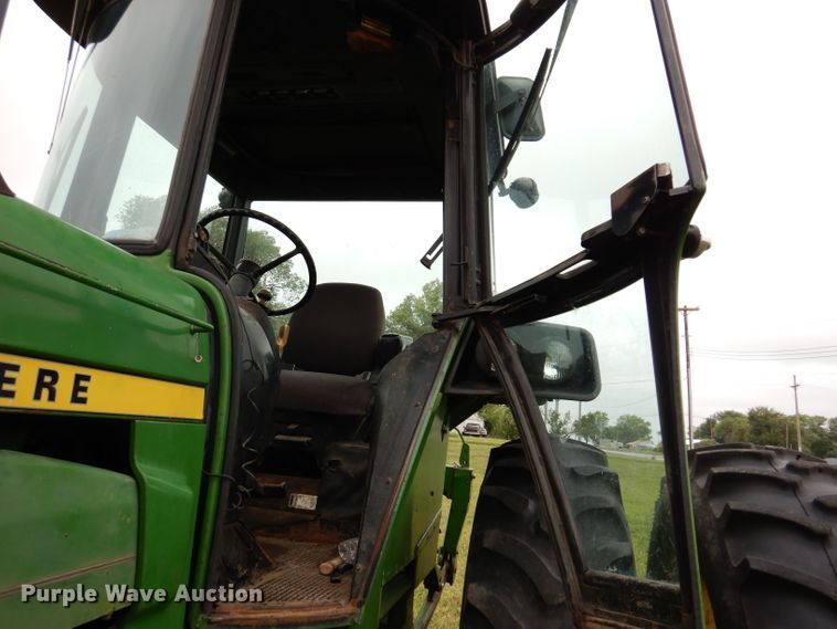 image for item IN9887 1976 John Deere 4630  tractor