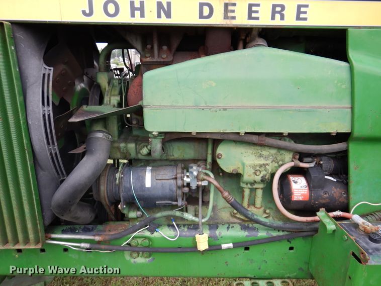 image for item IN9887 1976 John Deere 4630  tractor
