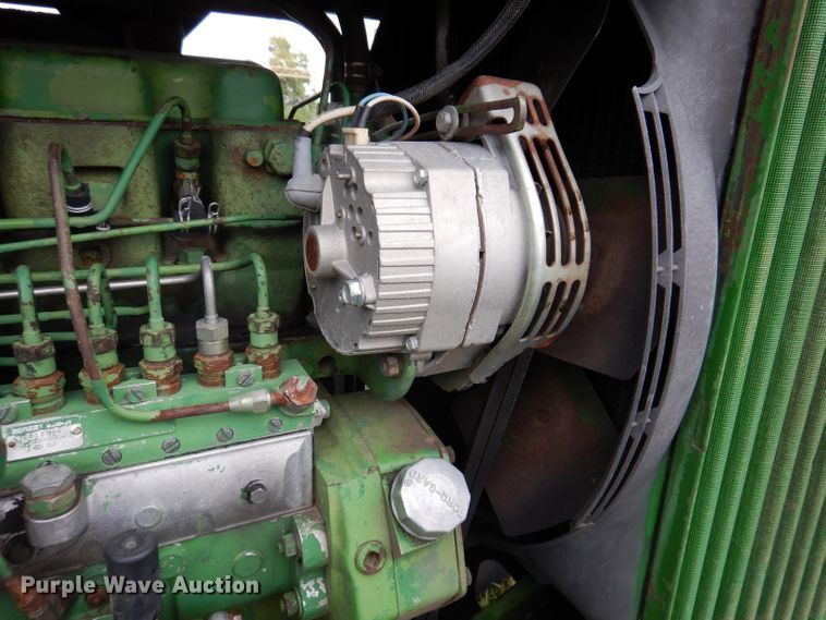 image for item IN9887 1976 John Deere 4630  tractor