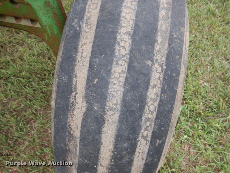 image for item IN9887 1976 John Deere 4630  tractor