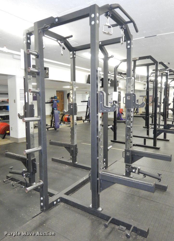 image for item IW9889 BFS double sided weightlifting half rack