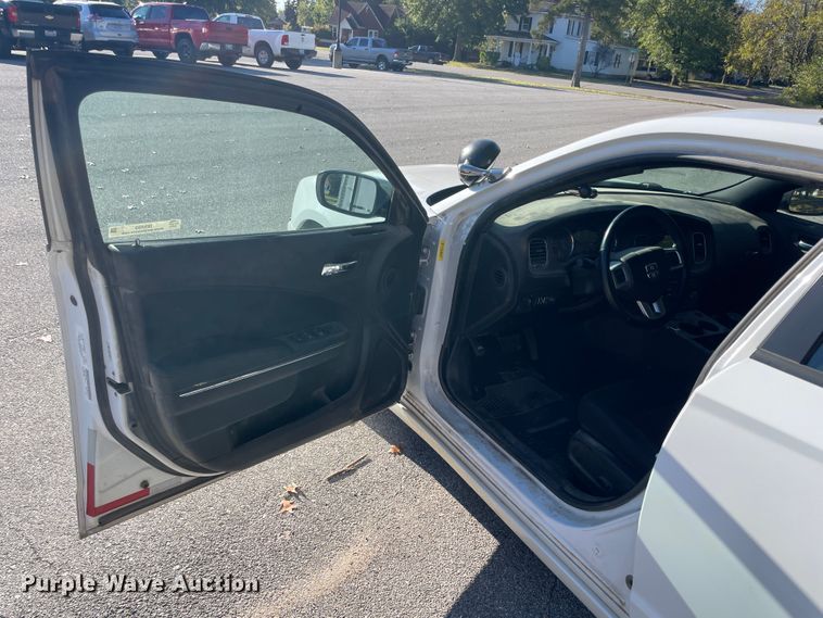 image for item IX9499 2013 Dodge Charger Police