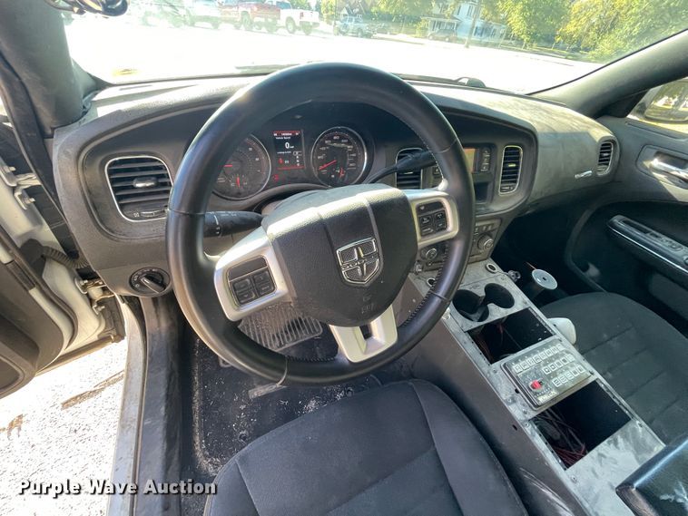 image for item IX9499 2013 Dodge Charger Police