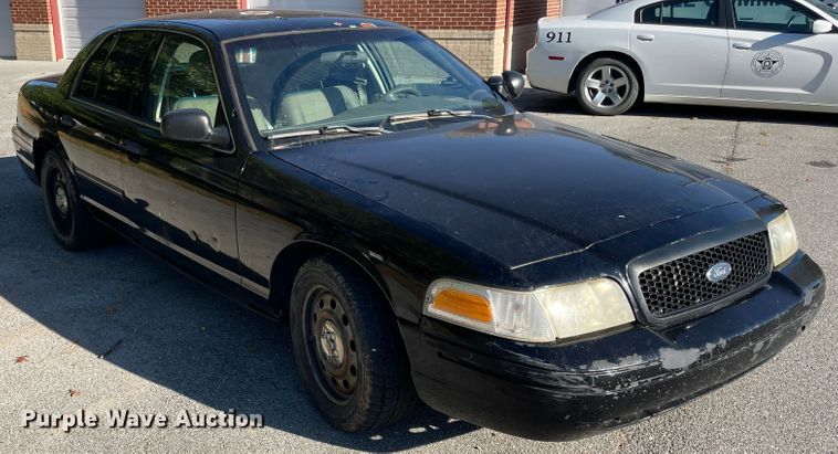 image for item IX9500 2009 Ford Crown Victoria Police Interceptor