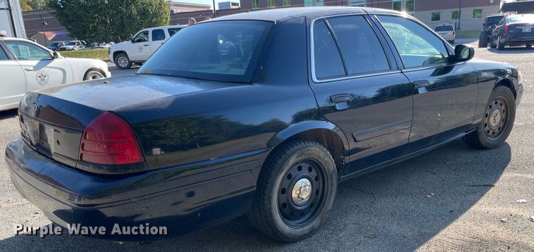 image for item IX9500 2009 Ford Crown Victoria Police Interceptor