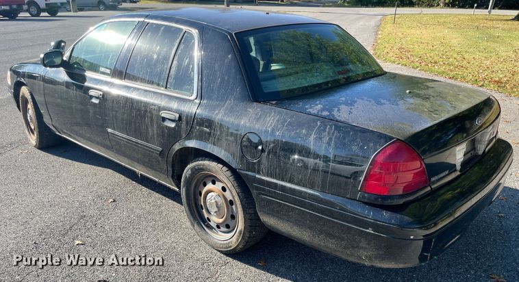 image for item IX9500 2009 Ford Crown Victoria Police Interceptor