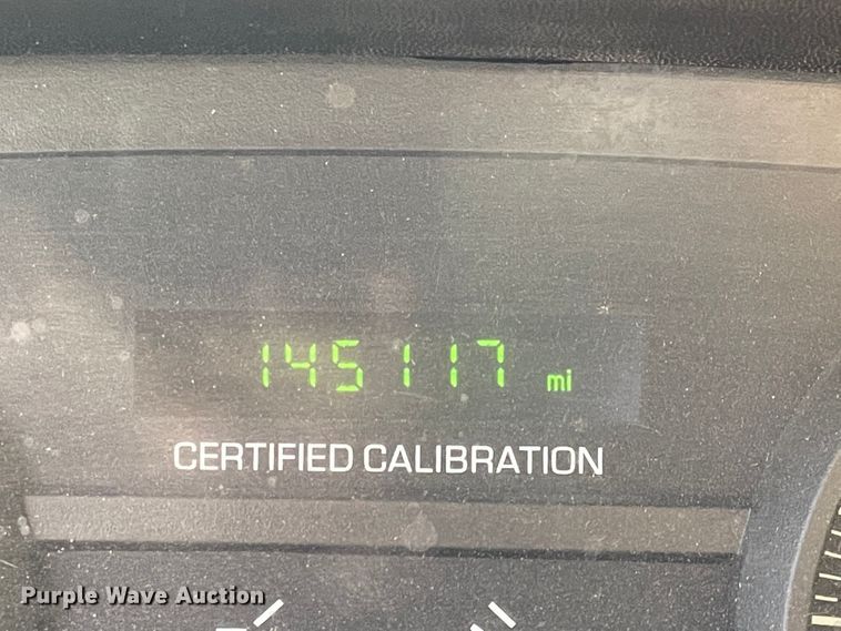 image for item IX9500 2009 Ford Crown Victoria Police Interceptor