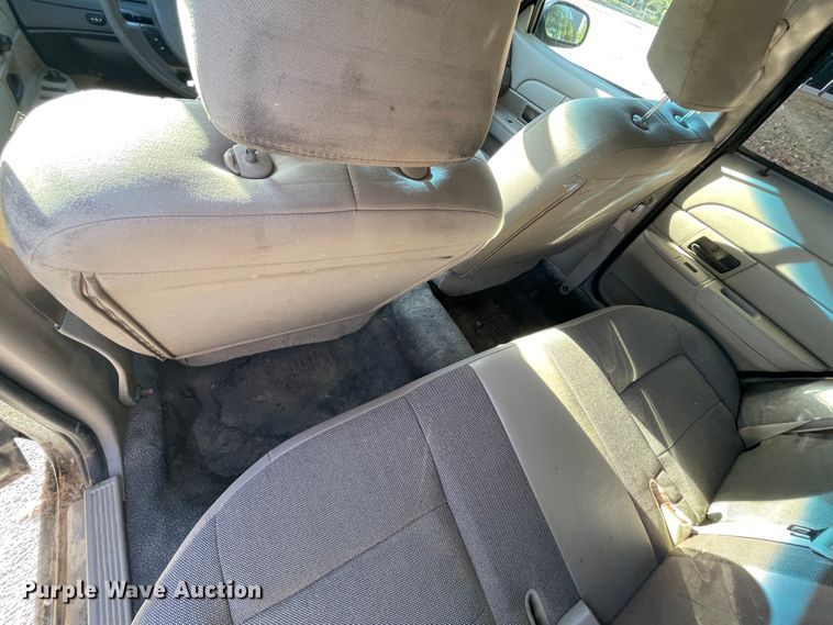 image for item IX9500 2009 Ford Crown Victoria Police Interceptor