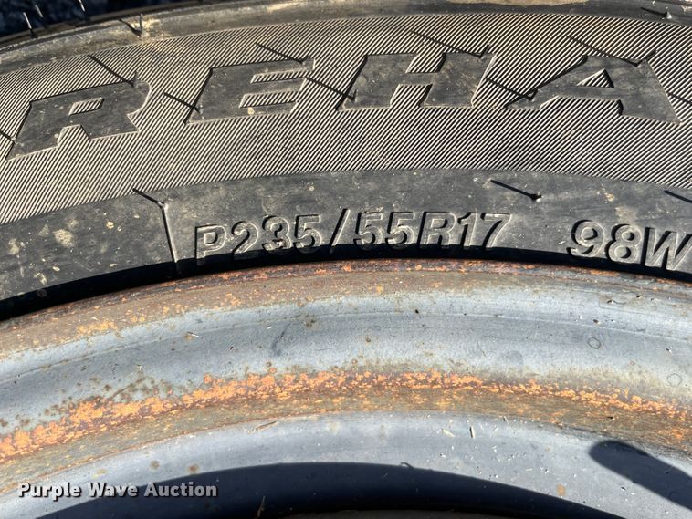 image for item IX9500 2009 Ford Crown Victoria Police Interceptor