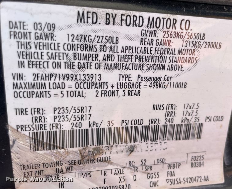 image for item IX9500 2009 Ford Crown Victoria Police Interceptor