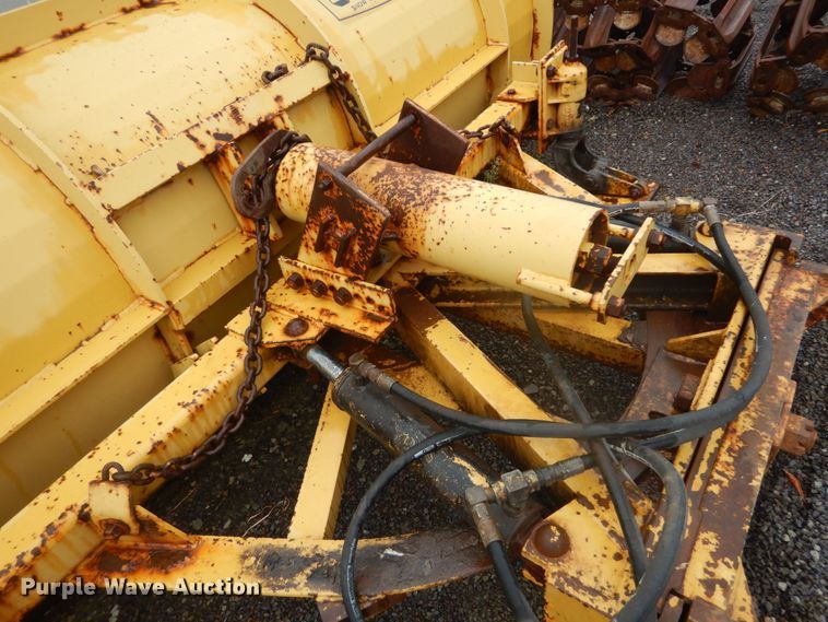 image for item JF9924 Flink 10PA38B  snow plow