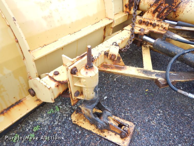 image for item JF9924 Flink 10PA38B  snow plow