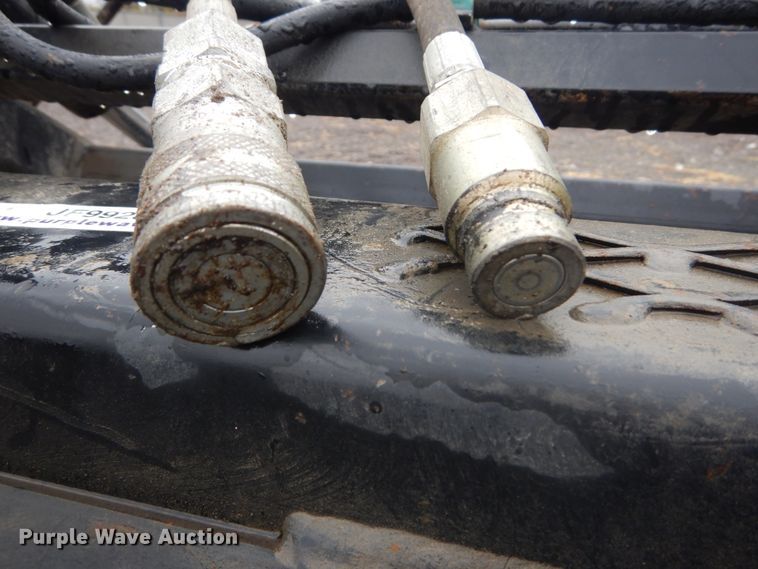 image for item JF9928 S&H  skid steer grapple bucket