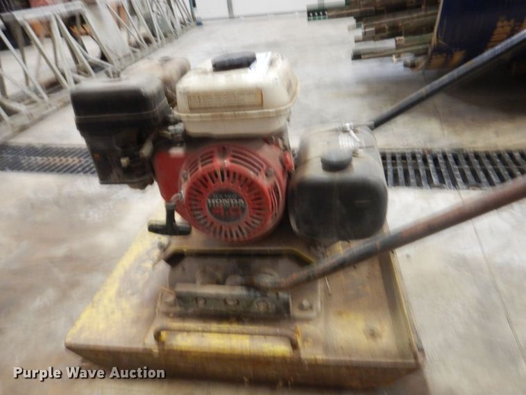 image for item JF9932 Wacker  plate compactor