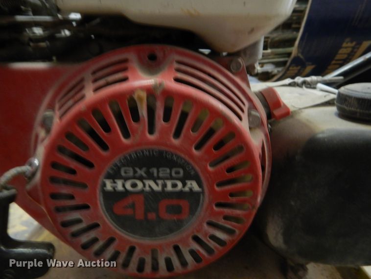 image for item JF9932 Wacker  plate compactor