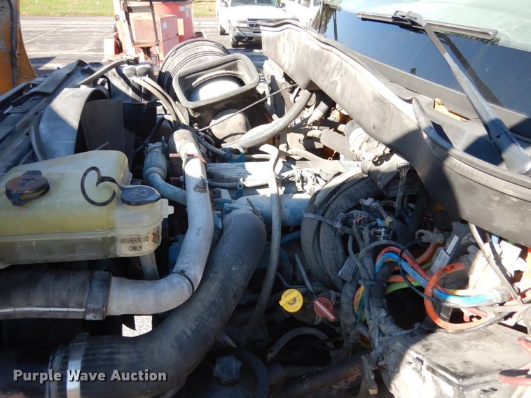 image for item JI9365 2006 International 7400  flatbed truck